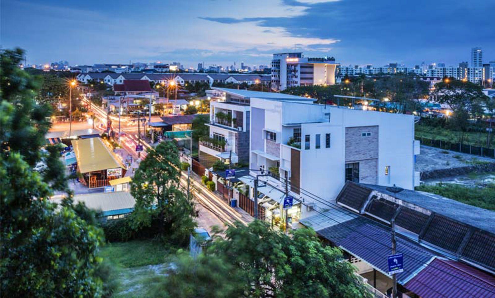 Livotel Hotel Hua Mak Bangkok Exteriér fotografie